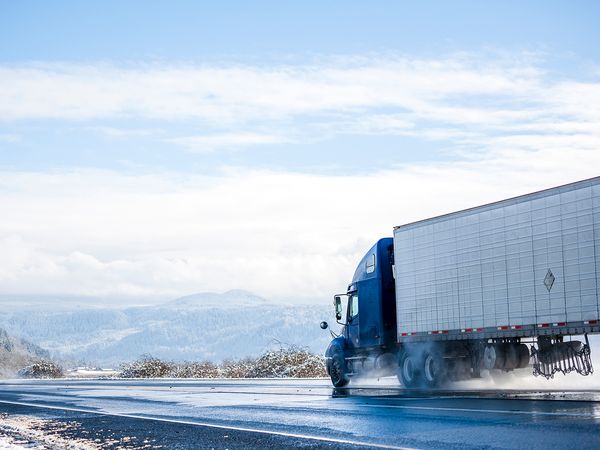 How To Keep Your Fleet Running Smoothly - National Truck Service - 24/7
